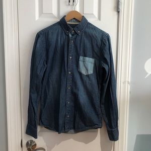 EUC - Pull & Bear Jean button down